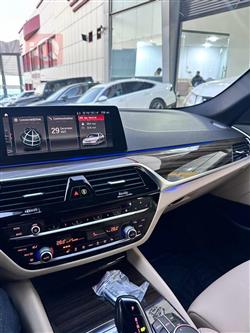 بی ئێم دەبڵیو سیریەس 5